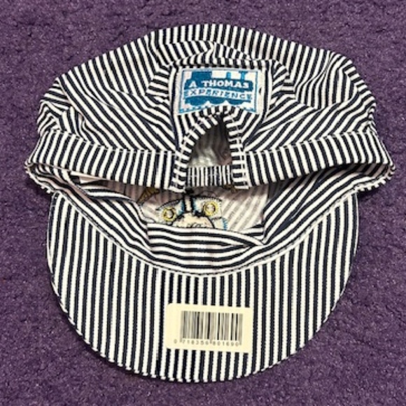 Thomas the Train set of Hat, Plush, and flashlight keychain -NWT - Picture 3 of 7